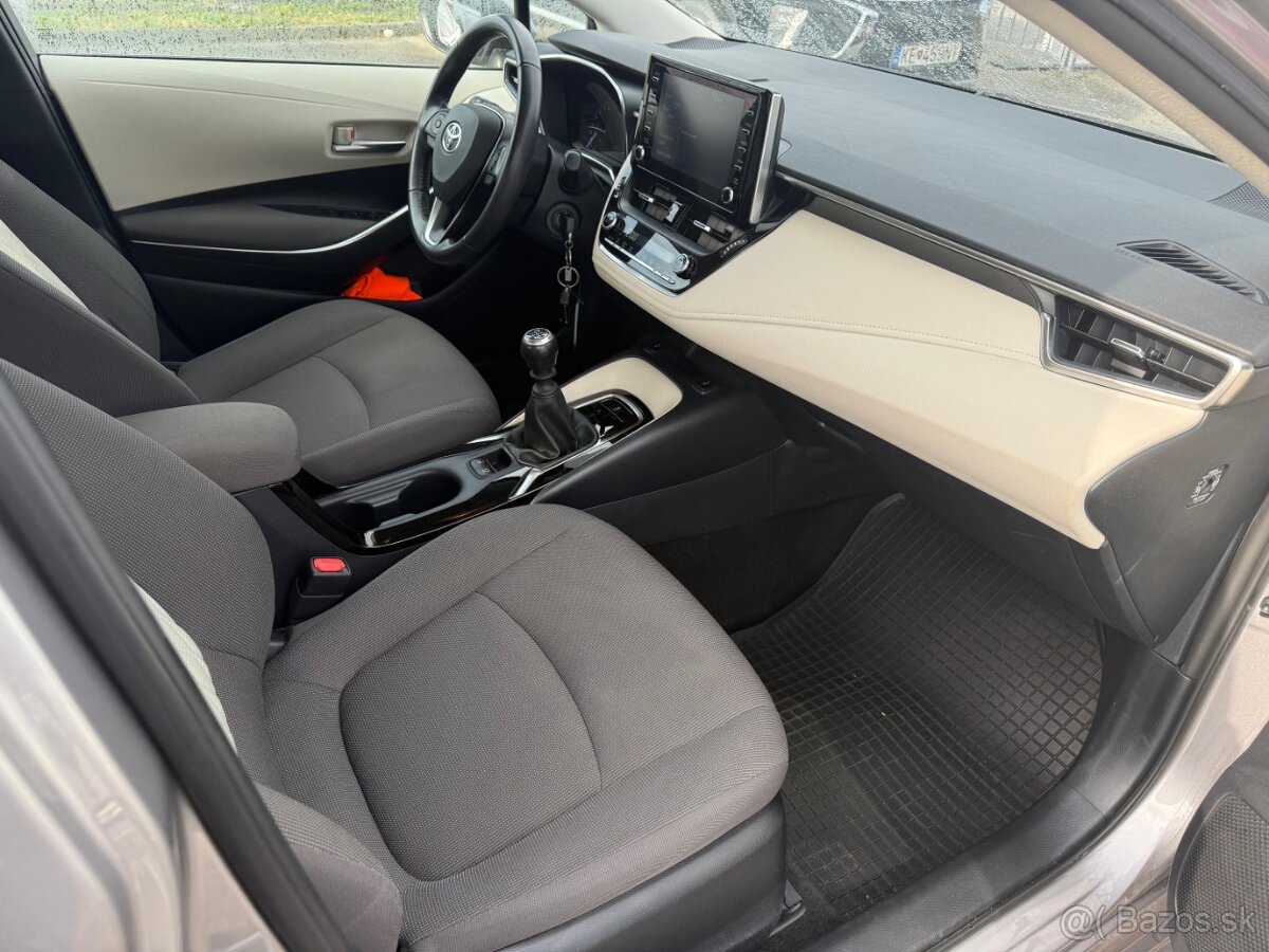 Toyota Corolla 1.6 VVTi Comfort Style Tech - 15