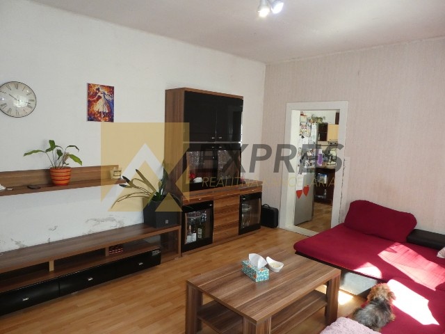 RK EXPRES - rodinný dom v Ráztočne, okres Prievidza. - 15