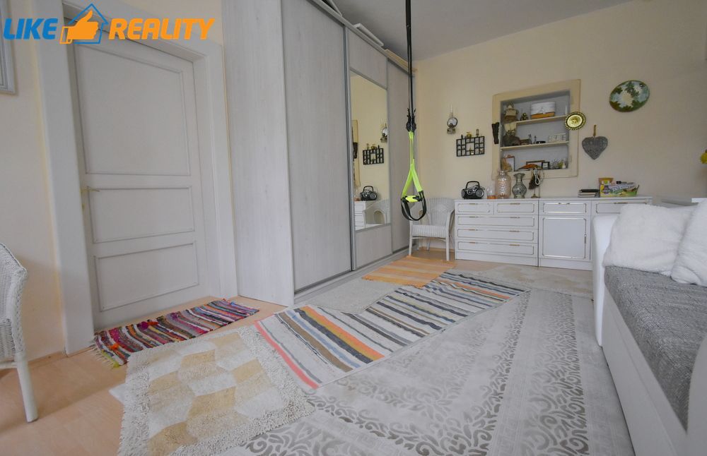 Predaj rodinného domu s veľkým pozemkom v Sučanoch - 15