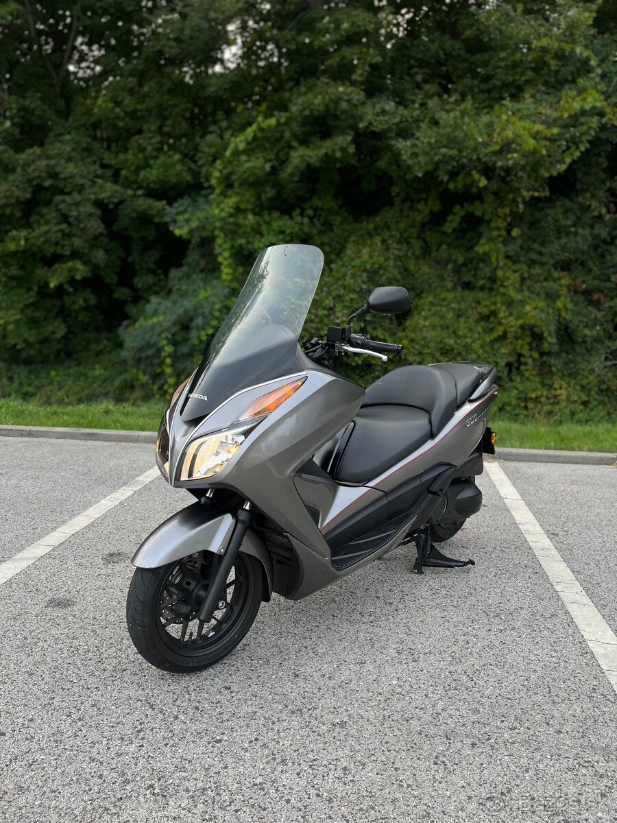 Honda Forza 300 - 15