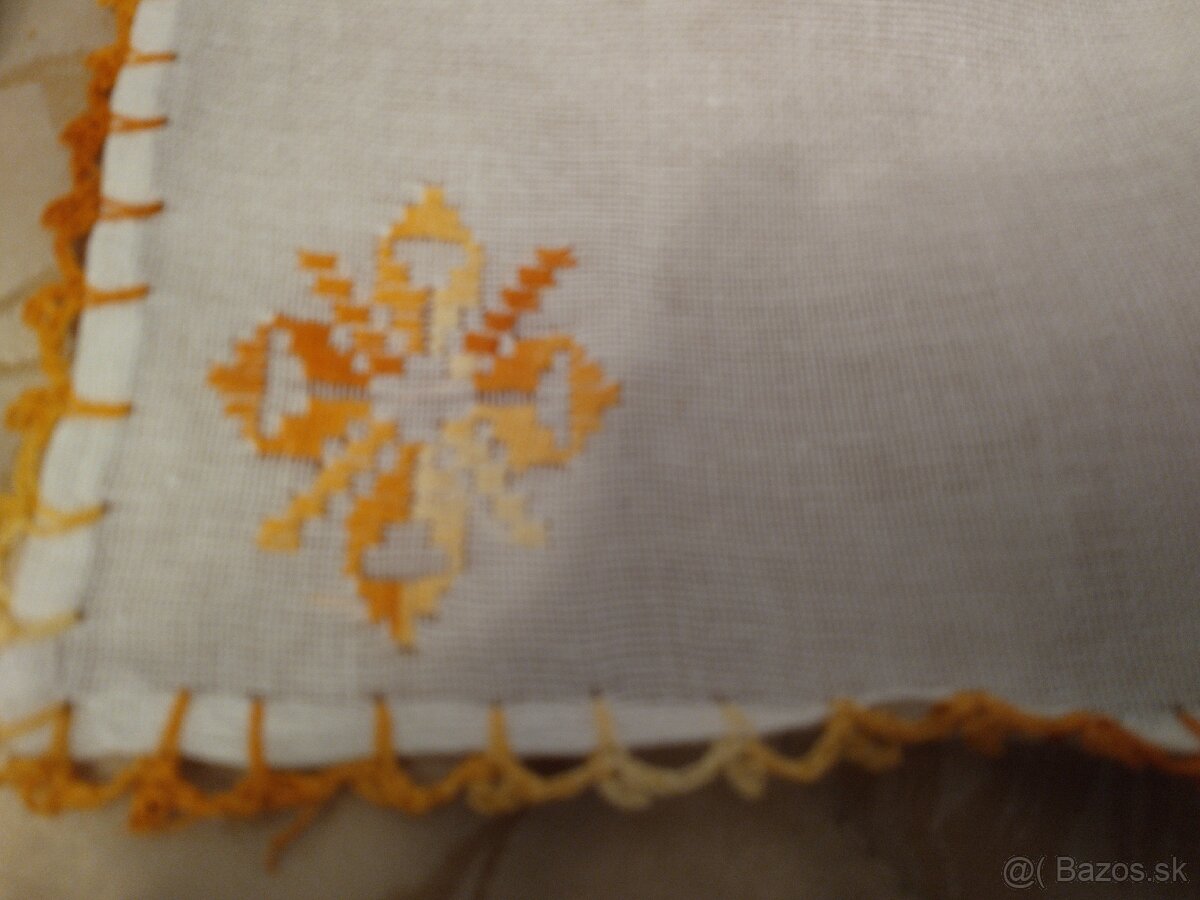 Retro obrusy stare - 15
