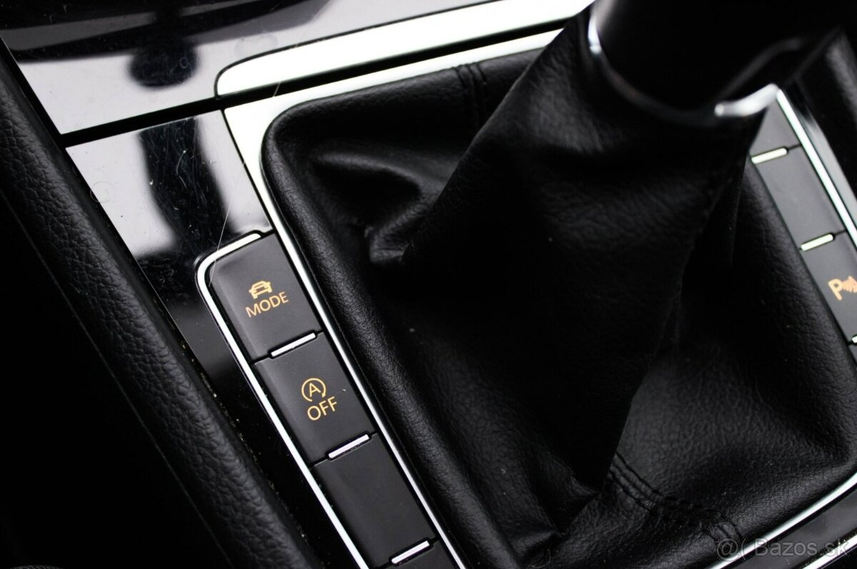 Volkswagen Golf Variant 2.0 TDI BMT 150k Highline - 15