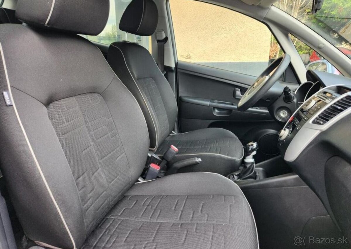 Kia Venga 1.4-spotřeba cca 5l/100-KLIMA - 15