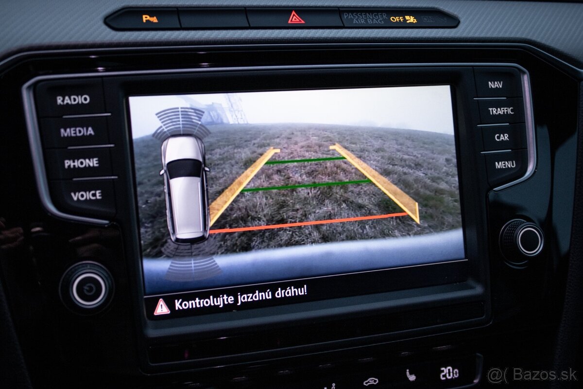 Volkswagen Passat Variant 2.0 BiTDI R-Line 4MOTION DSG - 15