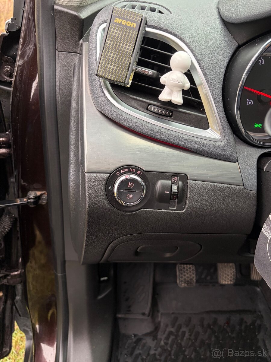 Predám Opel Mokka 4x4 - 15