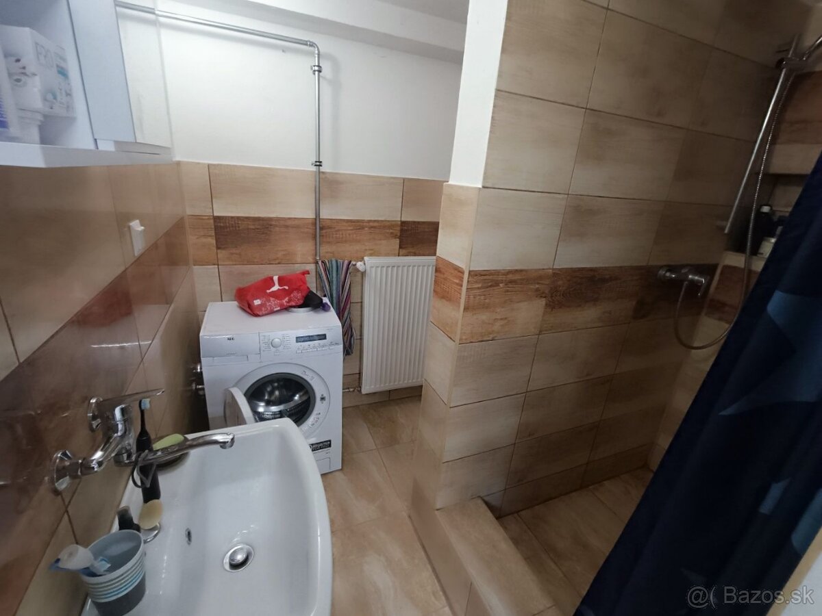 Predaj skolaudovanej garáže s pozemkom 156 m2 - Bytčica - 15