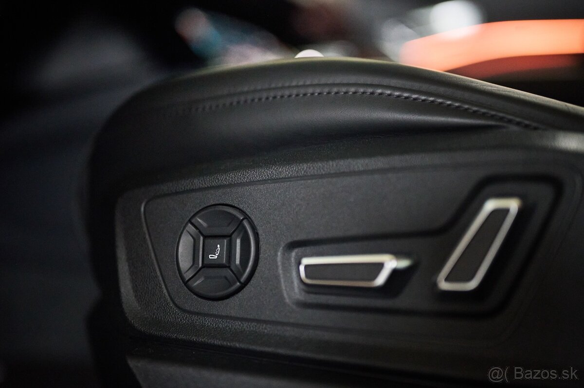 Audi e-tron 55 300kW S-line DigiLED Matrix NightV Pano Tažné - 15