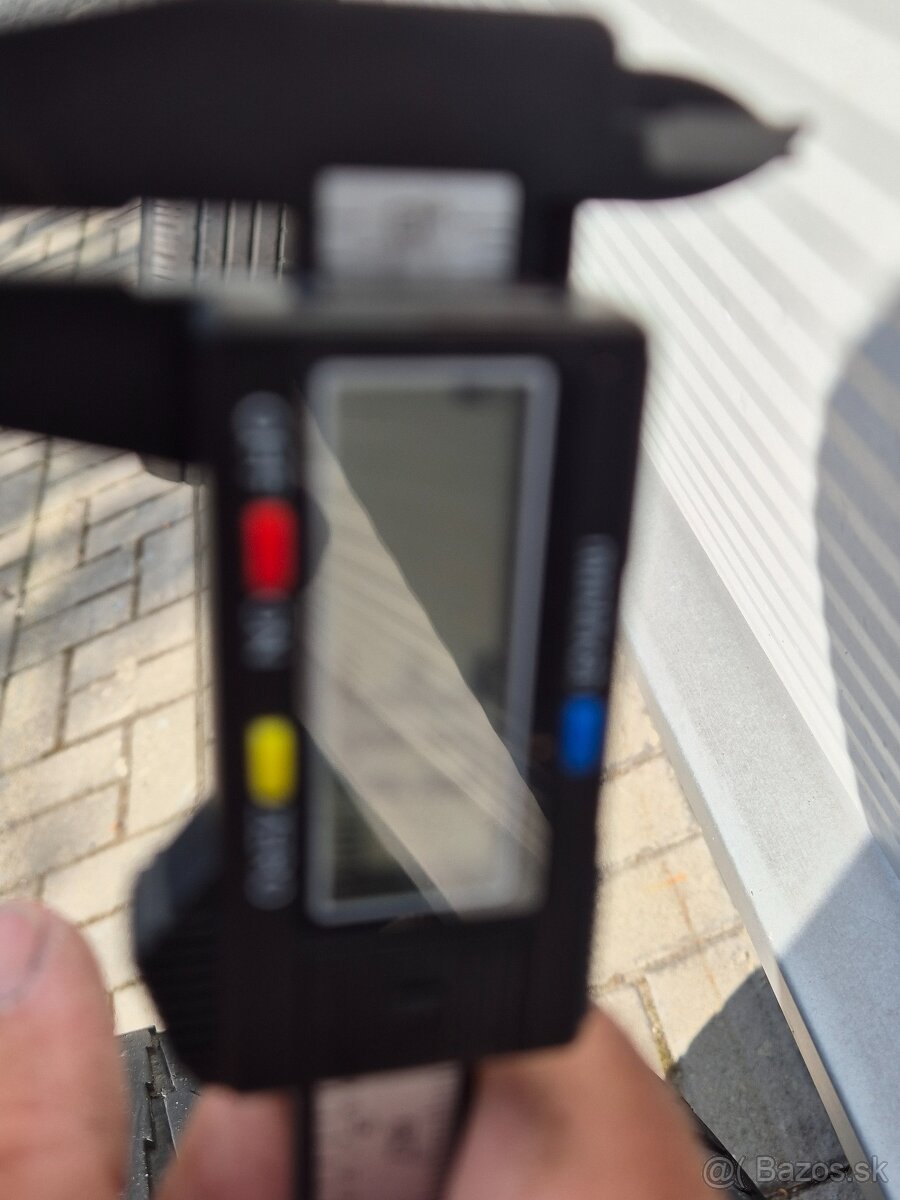 Hyundai IX 35 disky s letnými pneu - 15