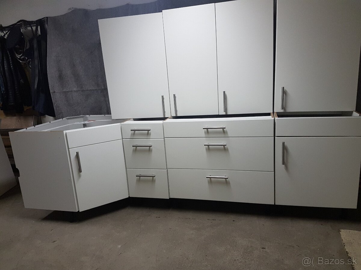 Kuchynska Linka Biela - 15