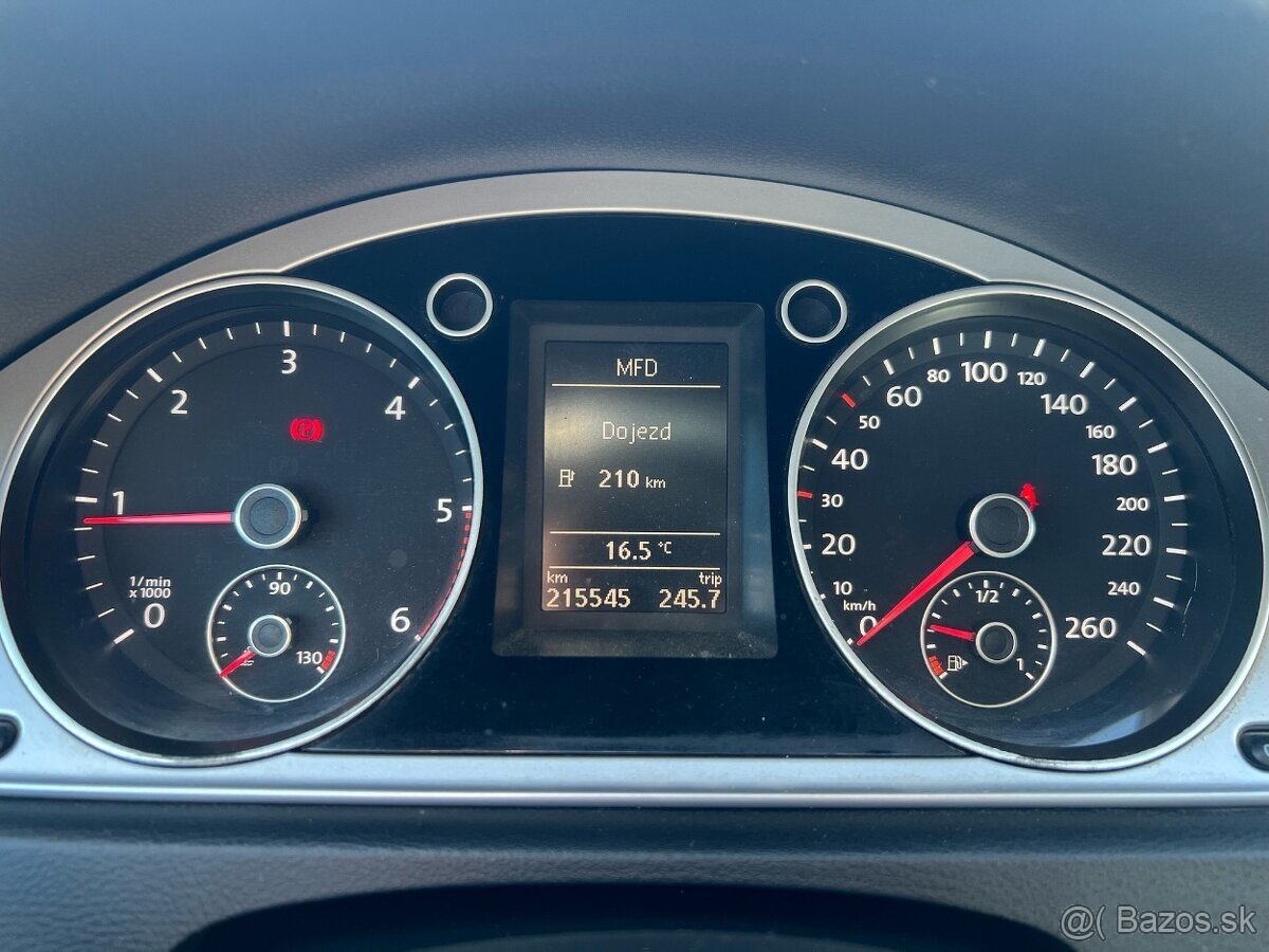 VW Passat b7 2.0 TDI diesel, 103kW, MT/6, rok:05.2012. - 15