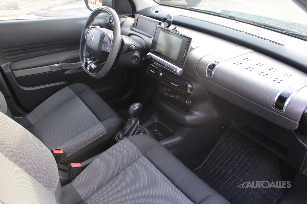 Citroen C4 Cactus 1,6 HDi 73 kW CHALLENGE - 15