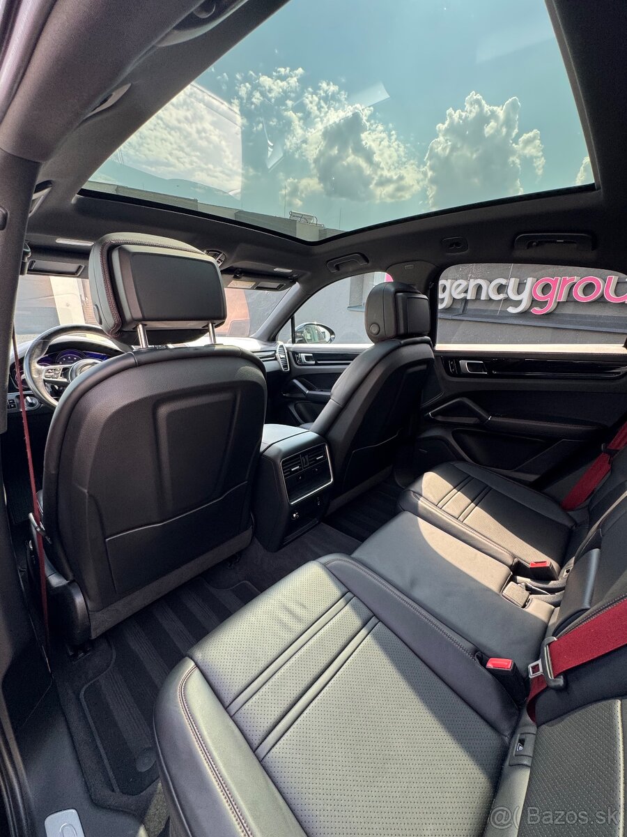 Porsche Cayenne Coupe E-HYBRID TOP DPH - 15