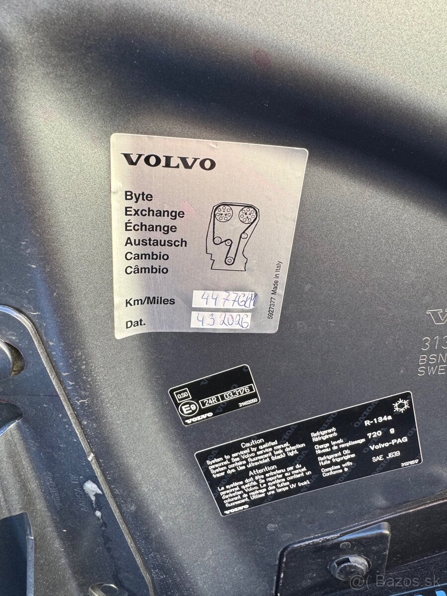 Predám Volvo XC60 AWD - 15