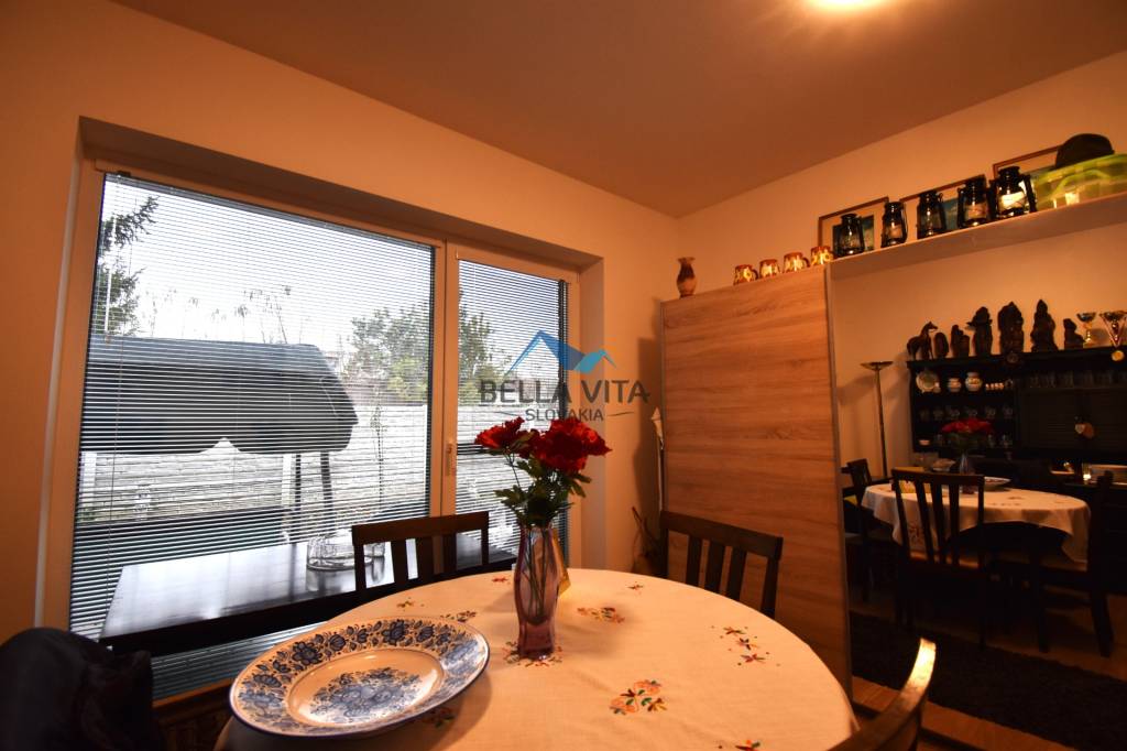 Moderný 3-izbový rodinný dom v Mostovej, pripravený na bývan - 15