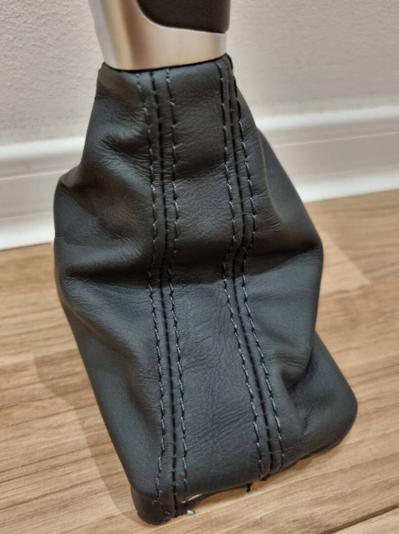 KOZENA RADIACA PAKA AUDI NA AUTOMAT - 15