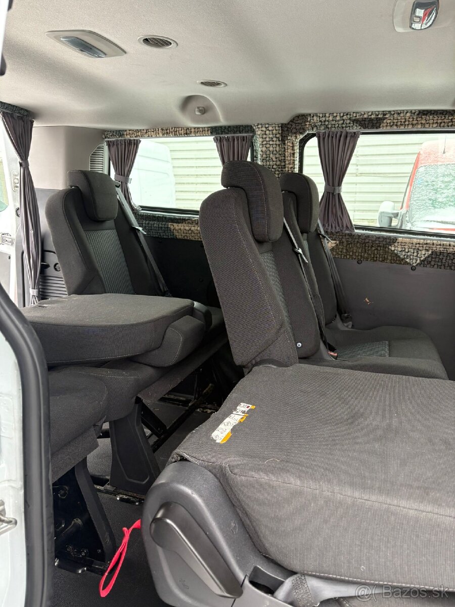 Ford Transit Custom bus 9-miestne - 15