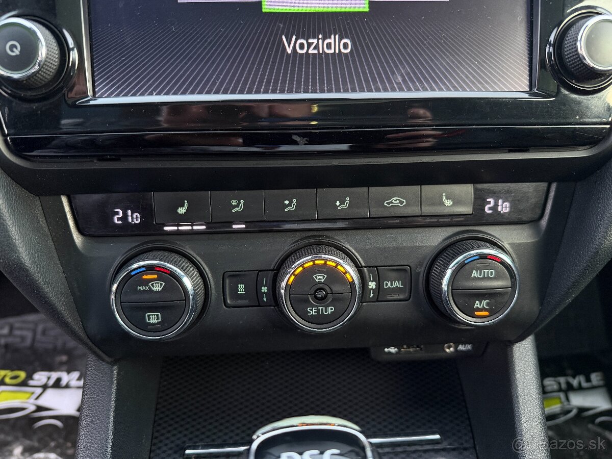 Škoda Octavia Combi 2.0 TDI DPF RS DSG - 15