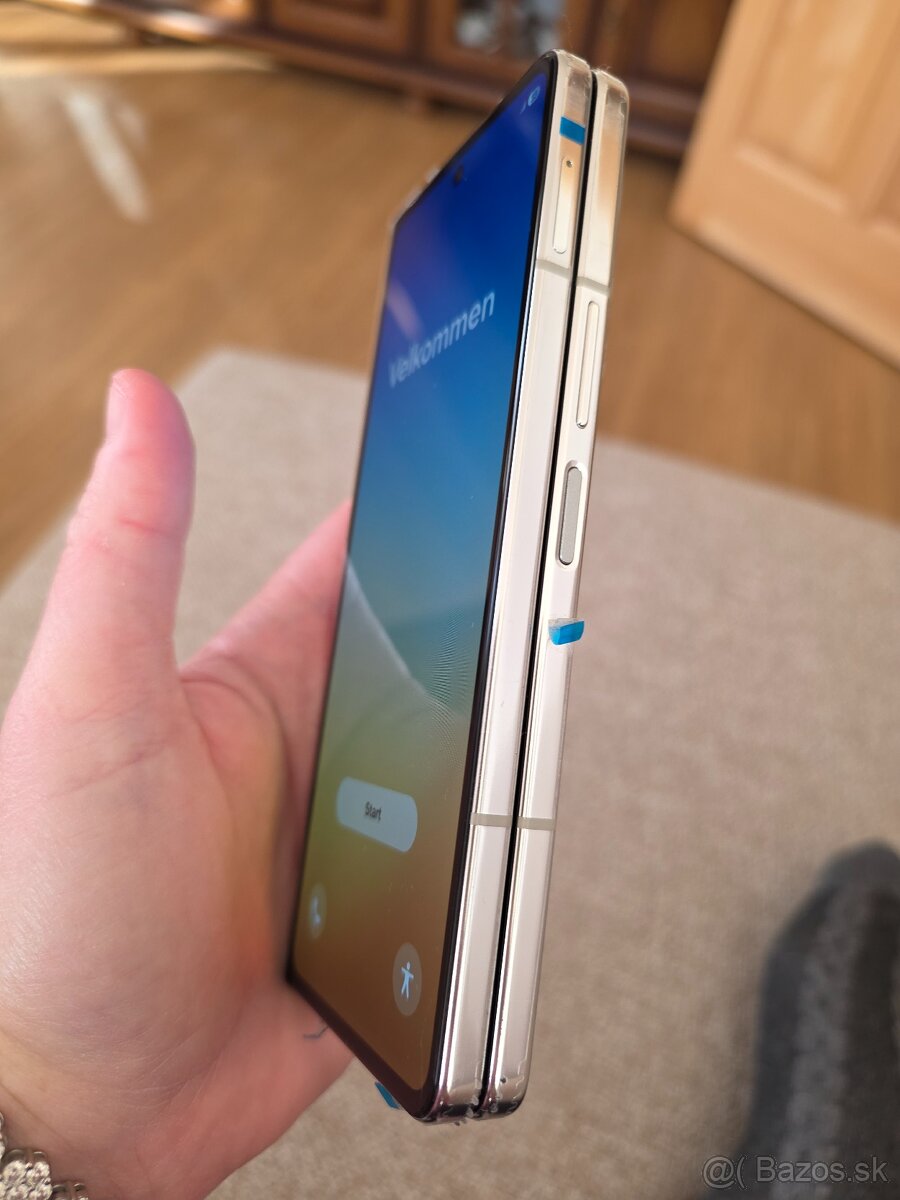 Samsung Galaxy Z Fold 5 beige (biely) - 15