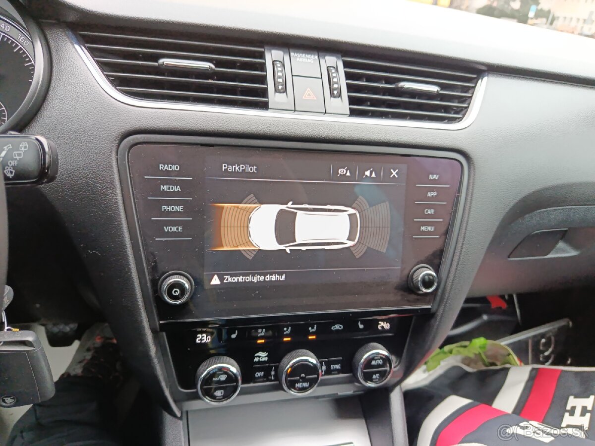 Skoda octavia 3 1,6 TDI,85 kw,combi - 15