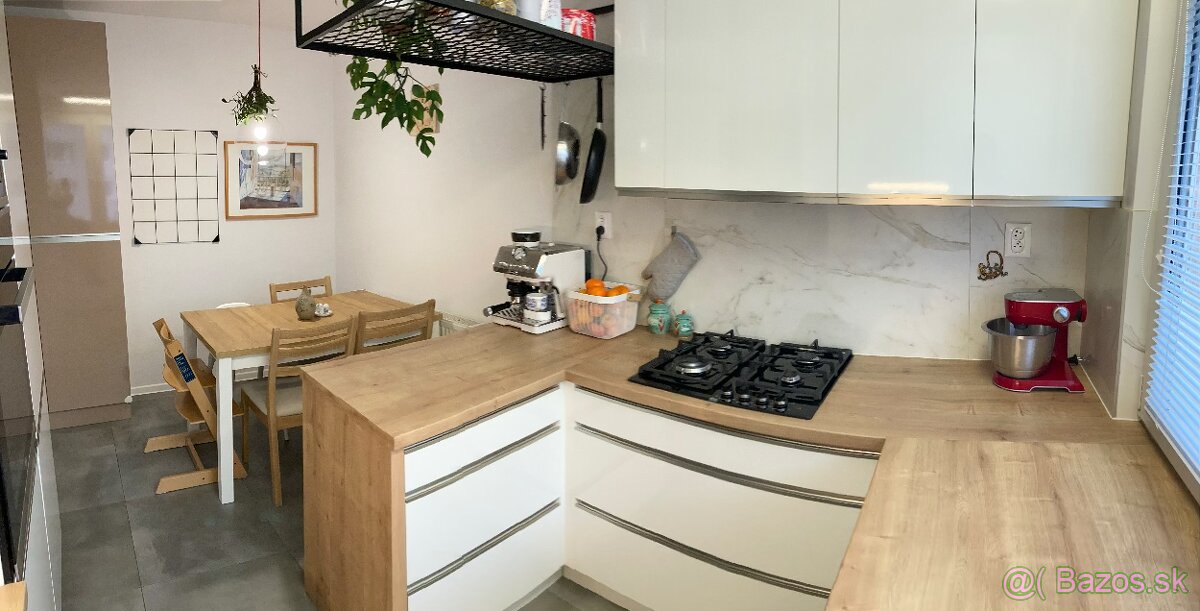 3-izbový byt s veľkorysou výmerou - 15