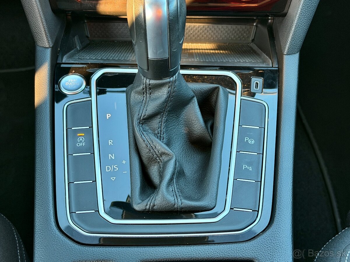 VW Passat 2.0TDI 4Motion / DSG / 2020 / LED MATRIX / ŤAŽNÉ - 15