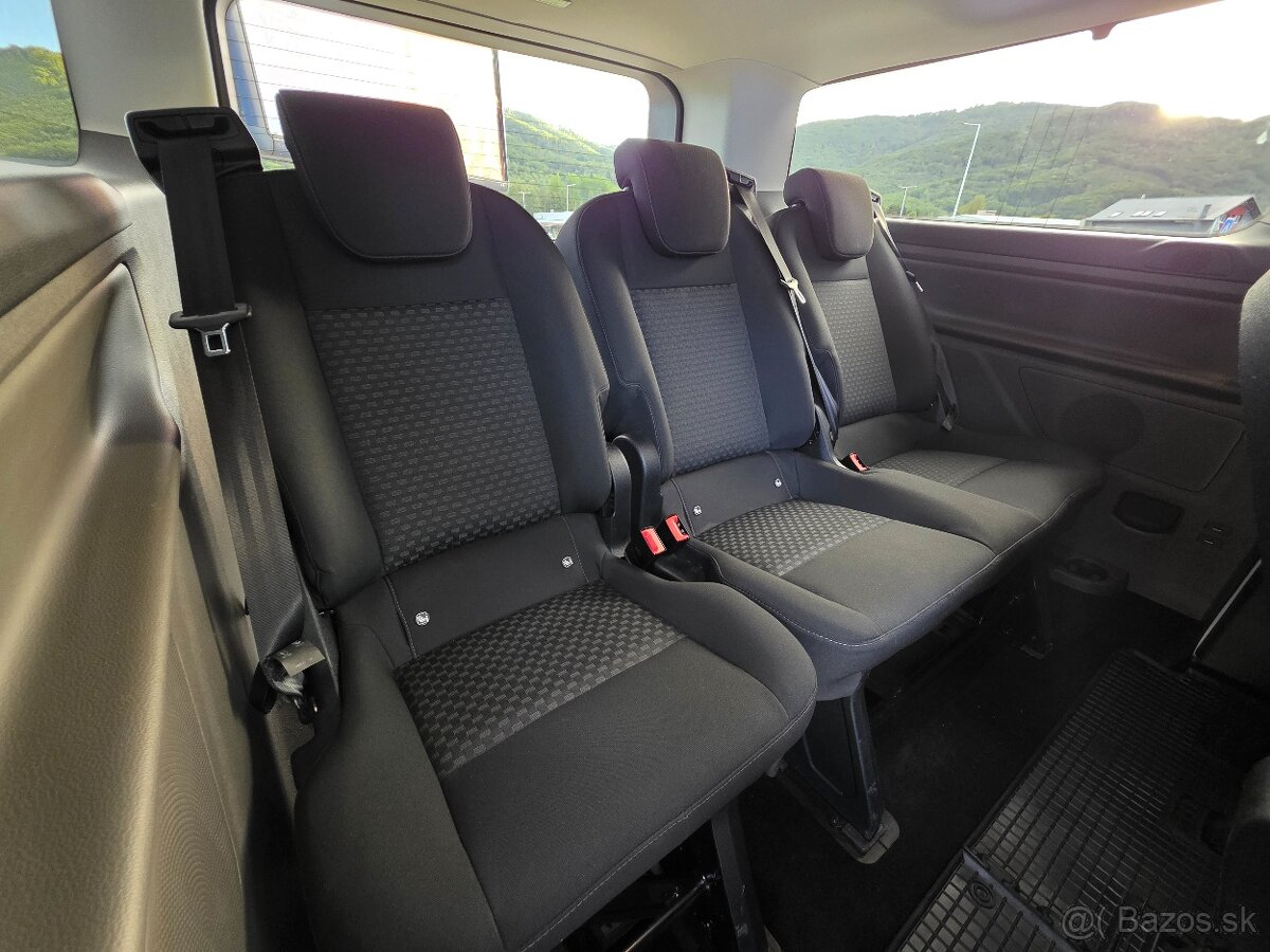 Ford Tourneo Custom 2.0 MT/6 2023 - 15