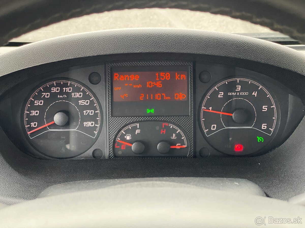 Peugeot Boxer 2.2HDI 121kw 2-lôžko - 15