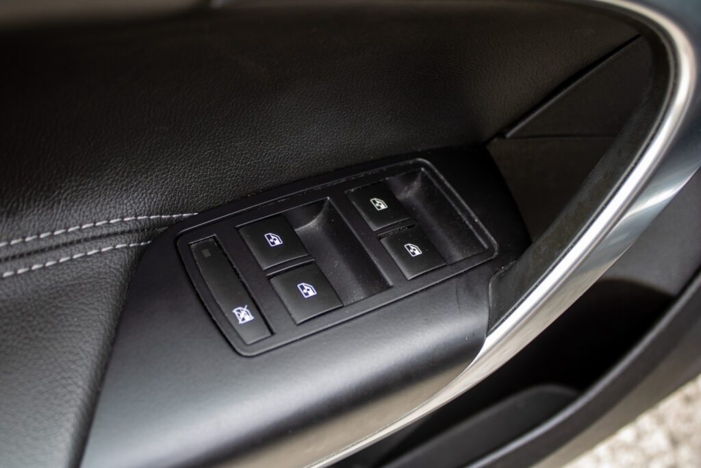 Predam Opel Insignia Combi Sports Tourer Inovation - 15