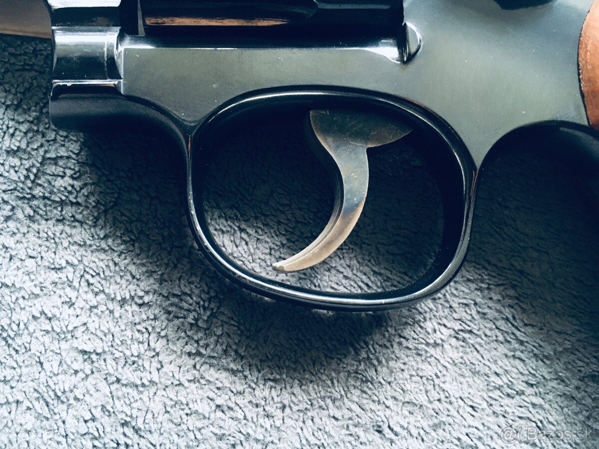 Smith&Wesson mod. 19 2,5” 357 Mag - 15