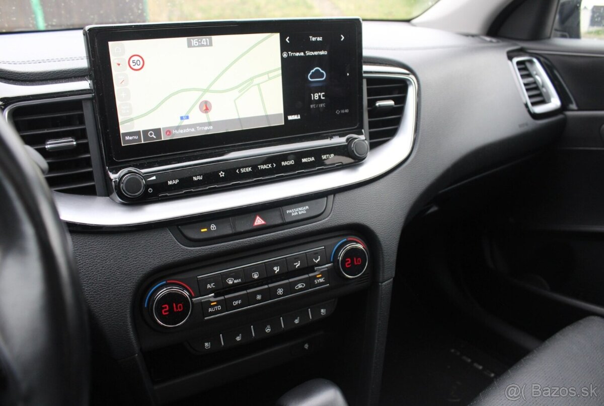 Kia XCeed 1.4 T-GDi Platinum A/T - 15