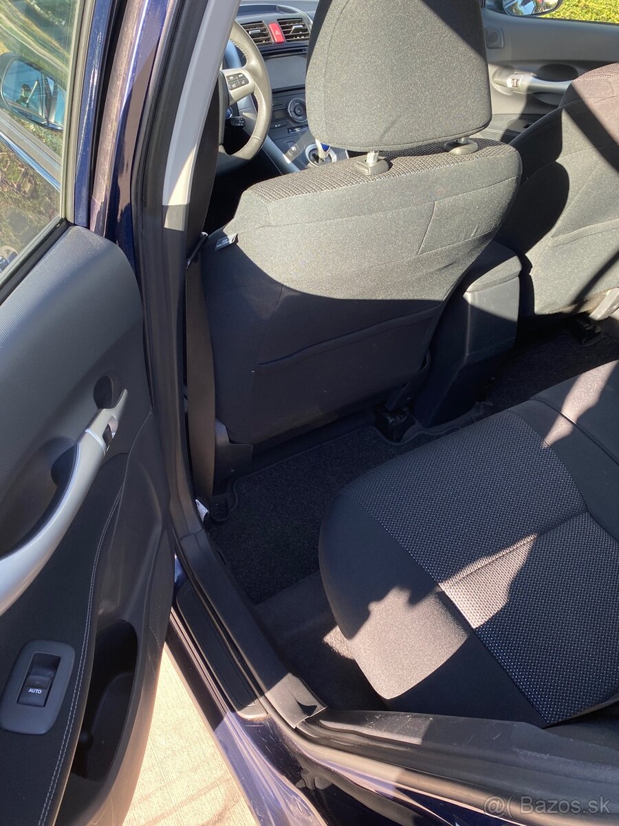 Toyota Auris 1.8 Hybrid/Benzin Executive 2012 - 15