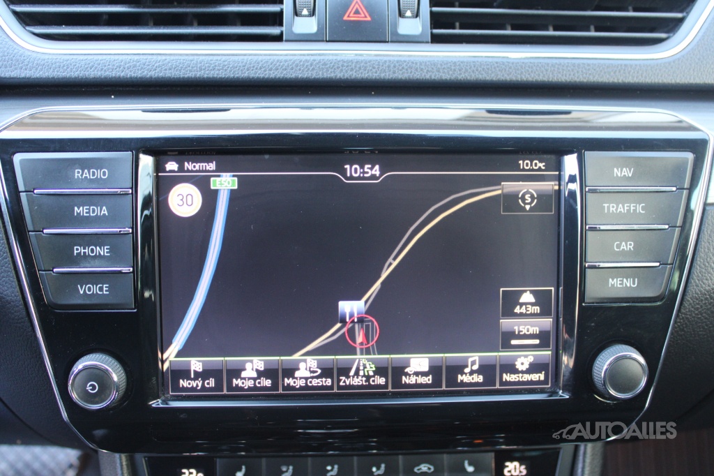 Škoda Superb Combi 2,0 TDi DSG 140 kW 4x4 STYLE, ODPOČET DPH - 15