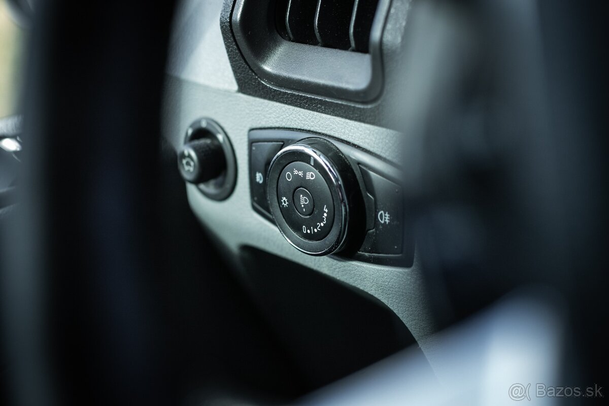 Ford Transit 2.2 92kW 9 miestne, možný odpočet DPH - 15