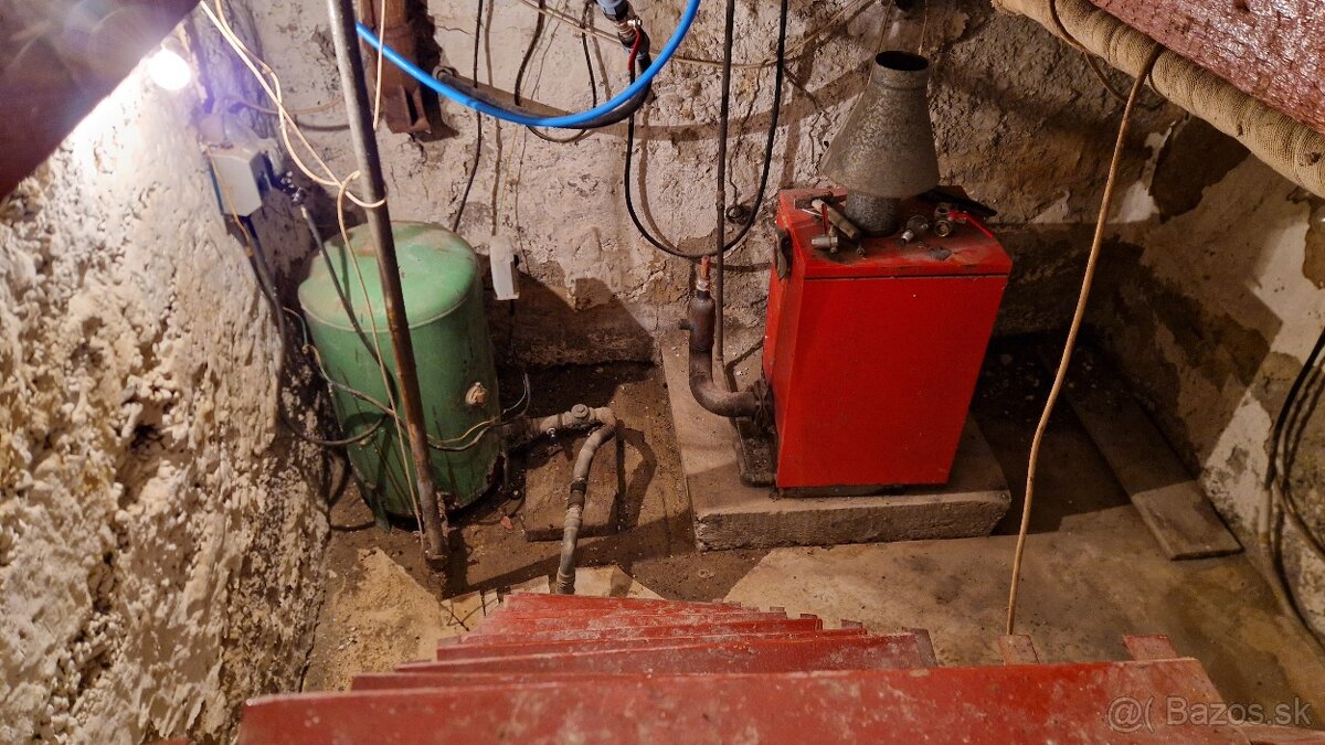 Rodinný dom v obci Jarok - 15