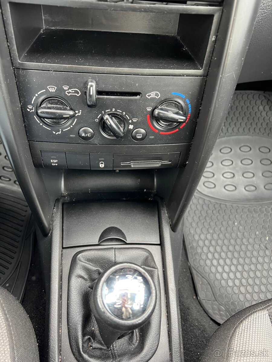 Peugeot 207 1.4 LPG - 15