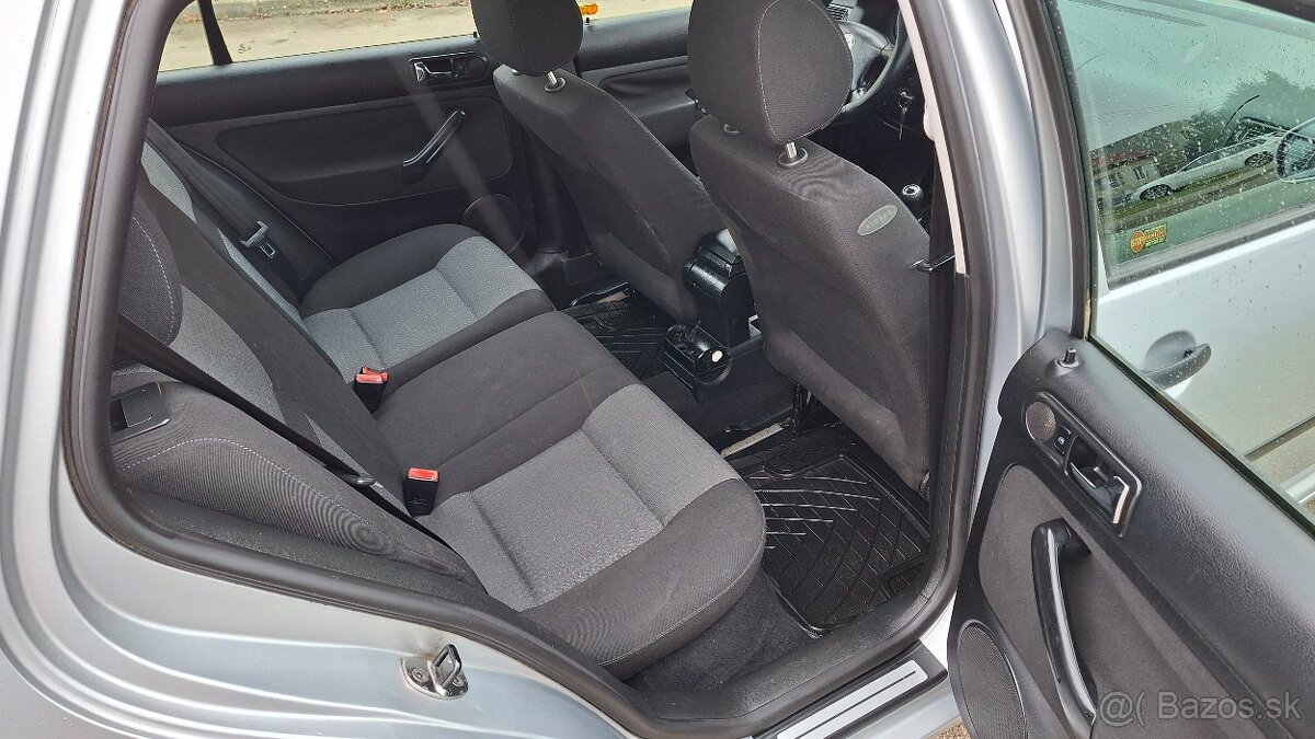 Volkswagen Golf 4 1.4 benzín - 15