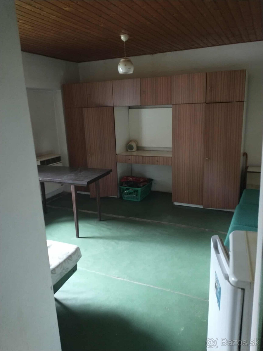 Rodinný dom v obci Rudnianska Lehota - 15