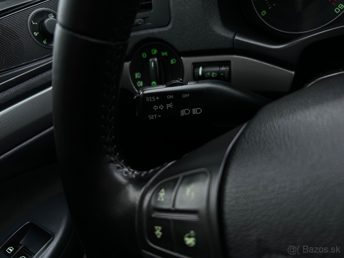 🟢 ŠKODA OCTAVIA COMBI 1.9 TDI 4X4 - 15