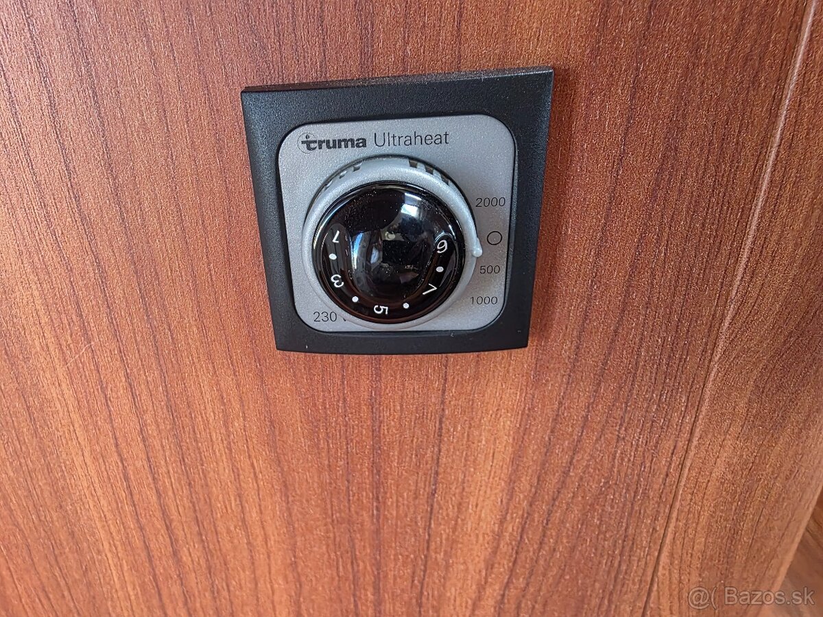 Obytný príves Hobby 560 WLU PRESTIGE - predstan - 15