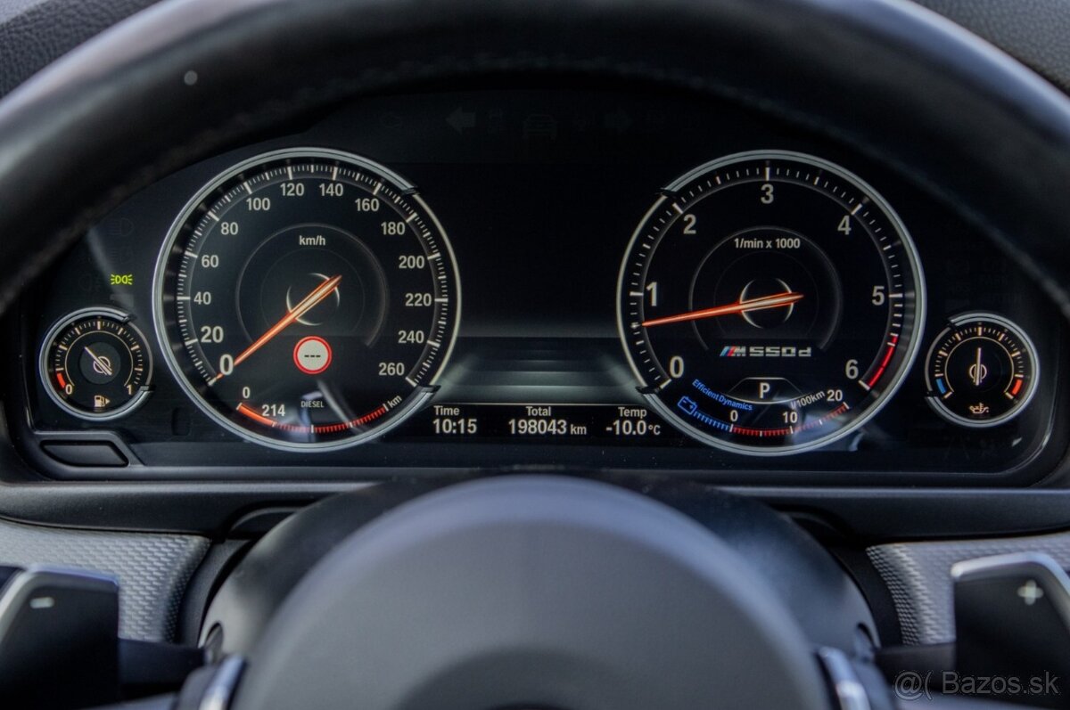 BMW Rad 5 M550d xDrive / HEADUP / PANO / ACC - 15