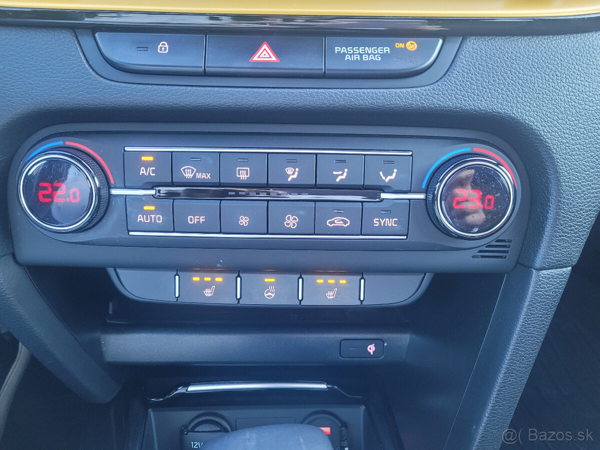 Kia XCee´d, 1,6CRDI 100KW EXCLUSIV 46000KM - 15