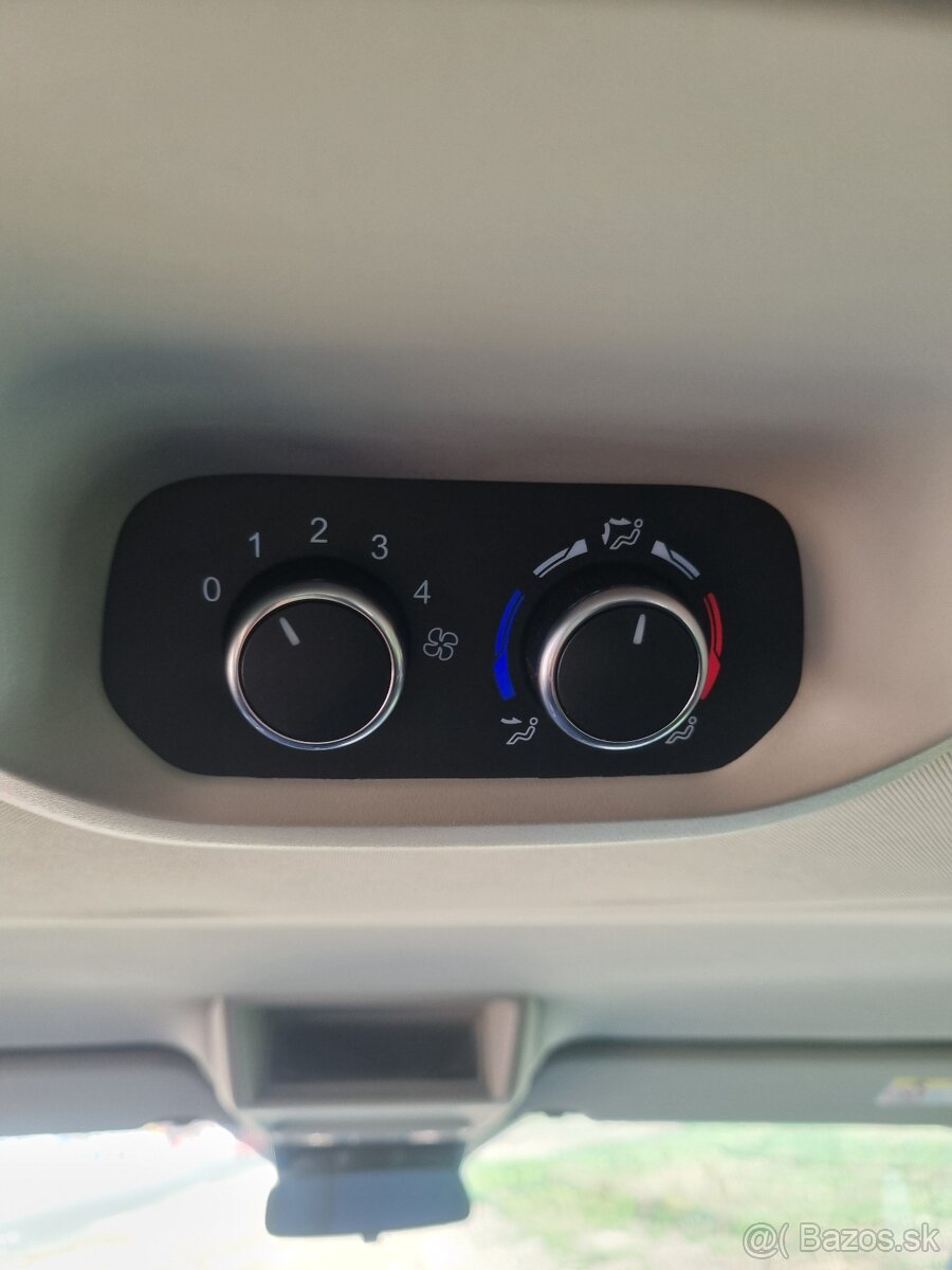 FORD TOURNEO CUSTOM - 15