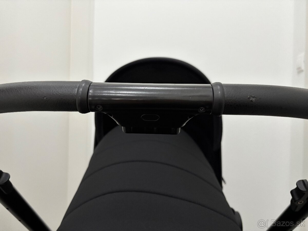 Moon Clicc 2023 s autosedačkou Avionaut cosmo Black- melange - 15