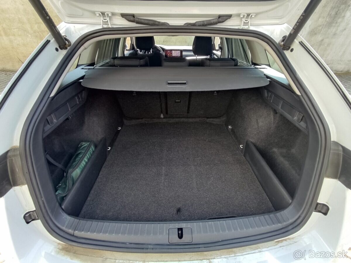 Škoda Octavia Combi Style 2.0 TDI 110kW 7°AP DSG Cena s DPH - 15