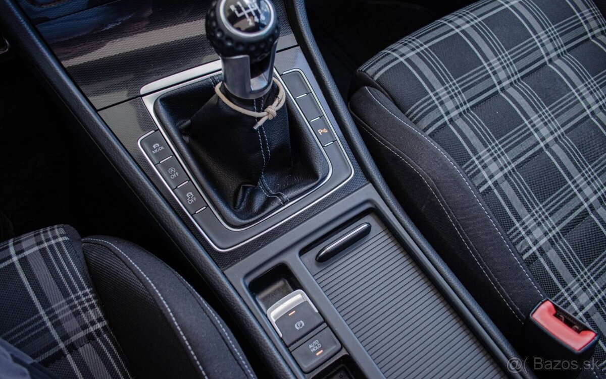 Volkswagen Golf GTD Combi - 15