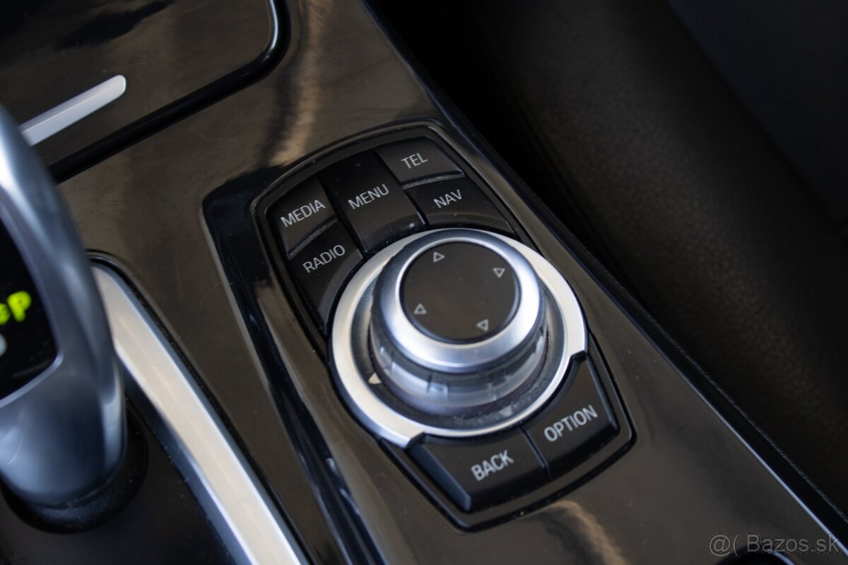 BMW F10 Rad 5 525dX xDrive - 15