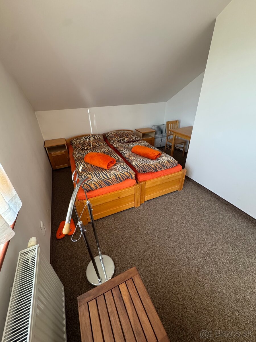 Predám dom s bazénom - 15