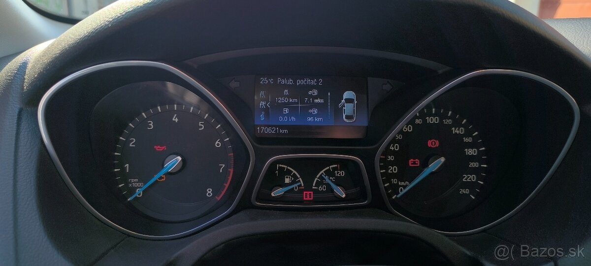 Ford Focus Kombi 1.0 EcoBoost Titanium X - 15