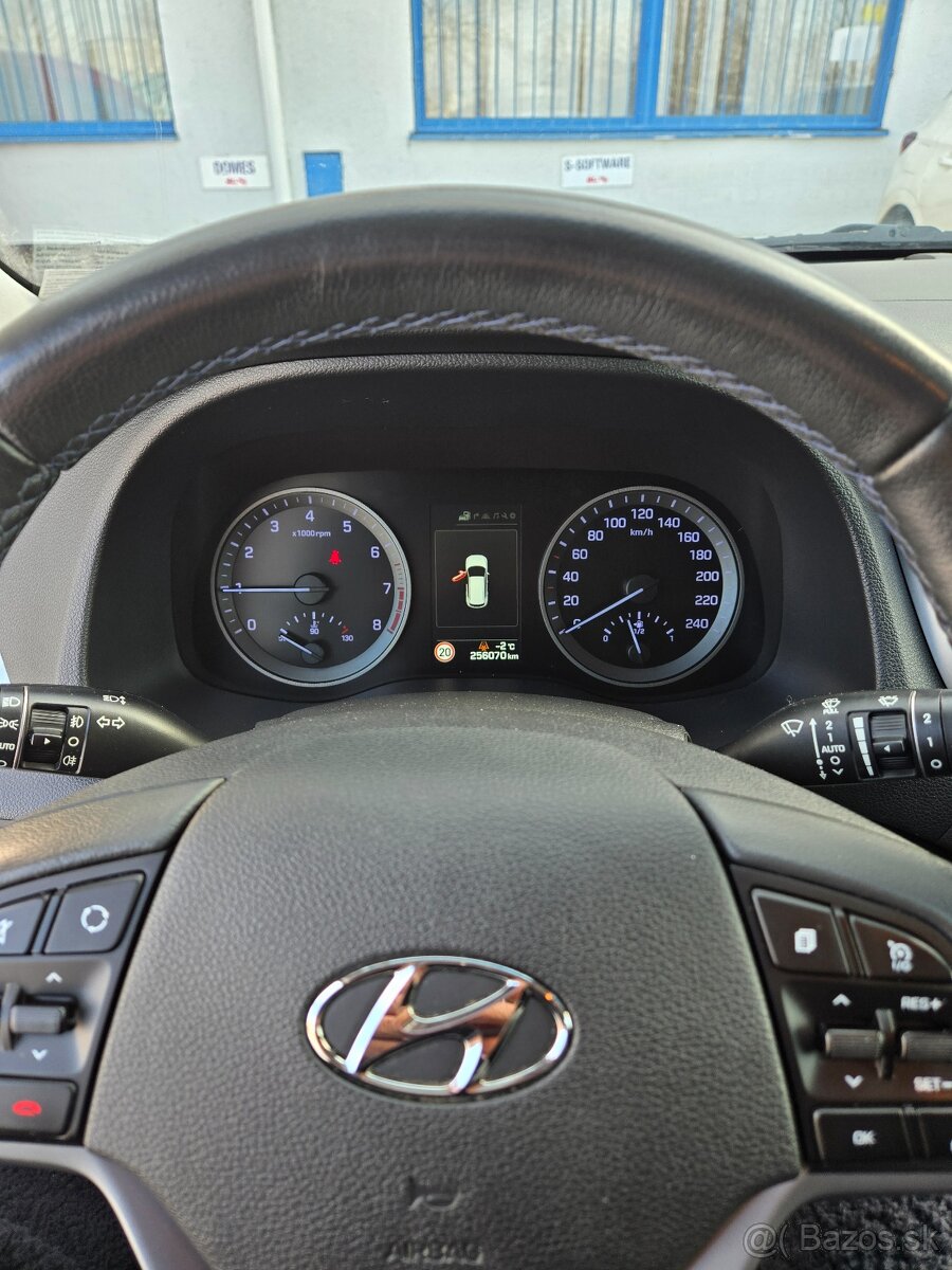 Predám hyundai tucson - 15