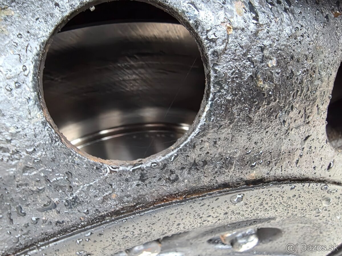 Hyundai H-1 2.5 CRDi - 15